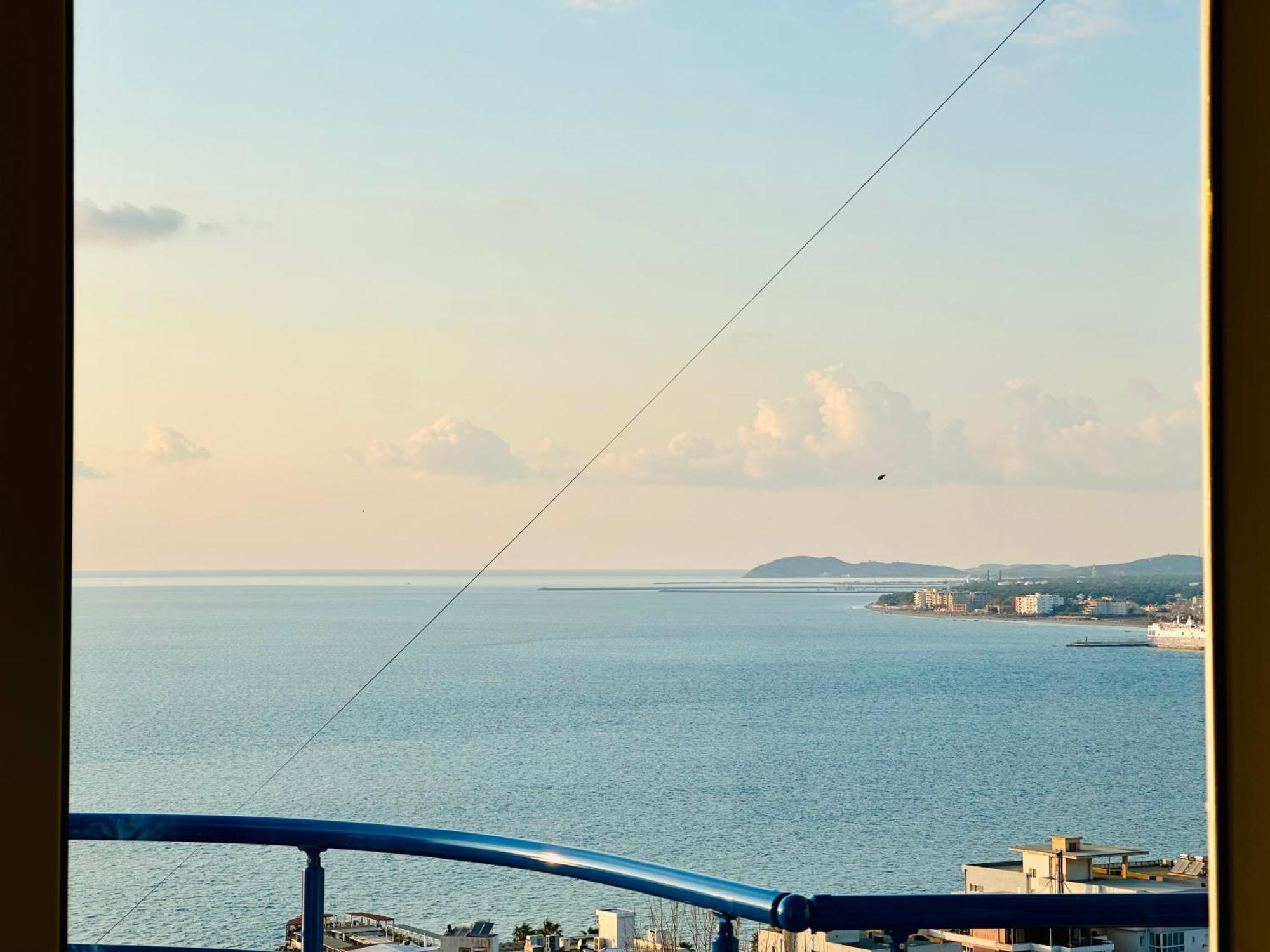 Jico Travel - Villa Colombo Vlorë Zimmer foto